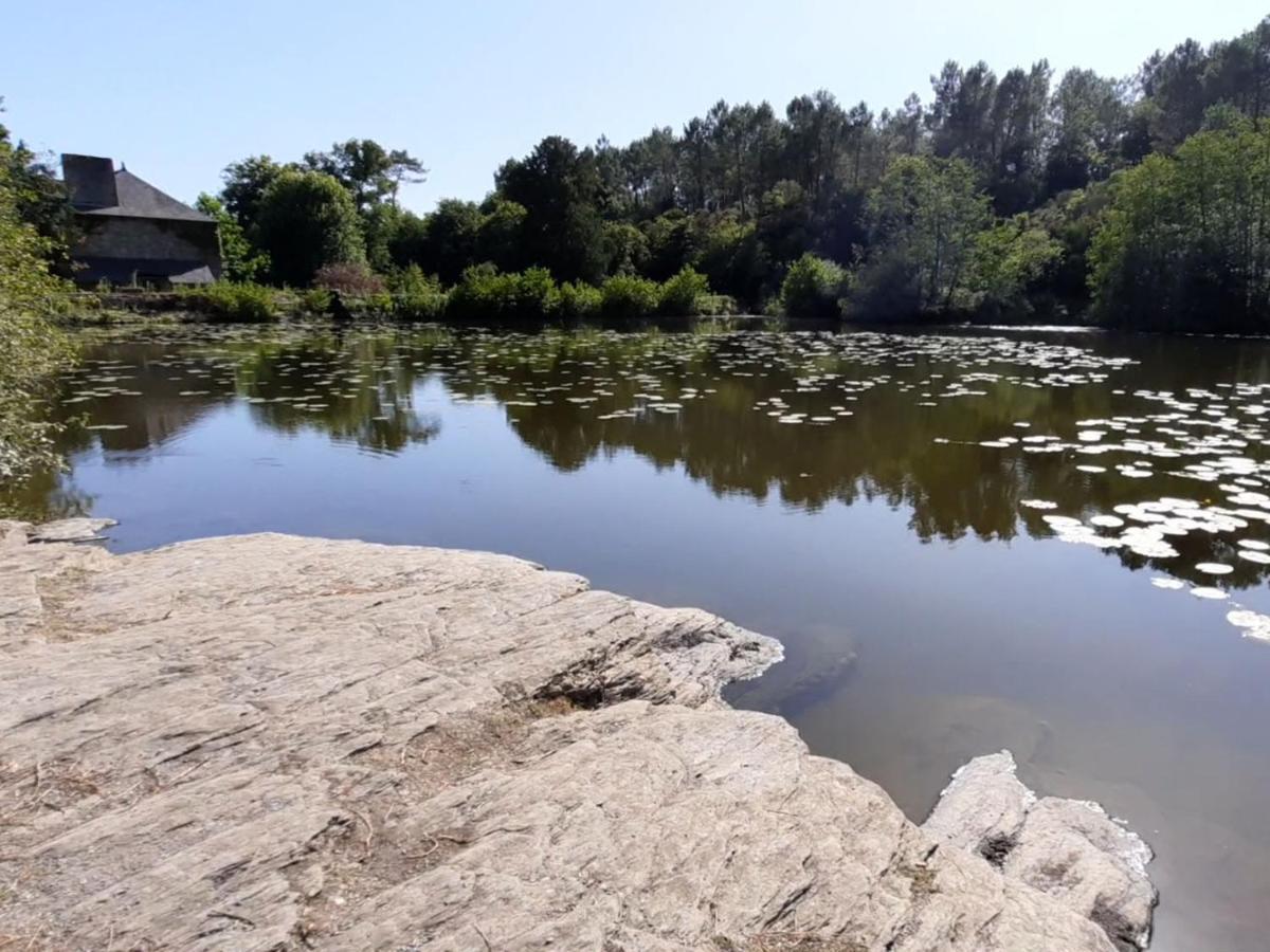 Moulin Menhirs & Zone Naturelle Protegee Saint-Just  Exterior photo