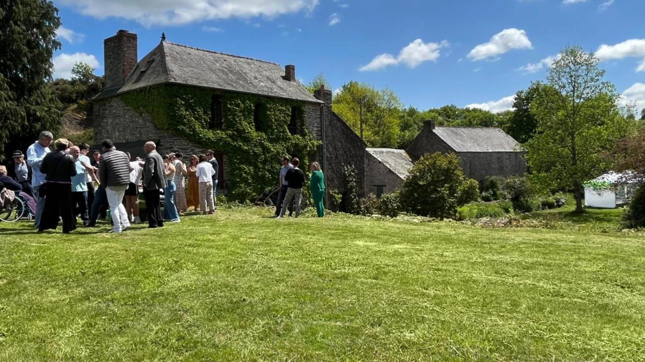 Moulin Menhirs & Zone Naturelle Protegee Saint-Just  Exterior photo