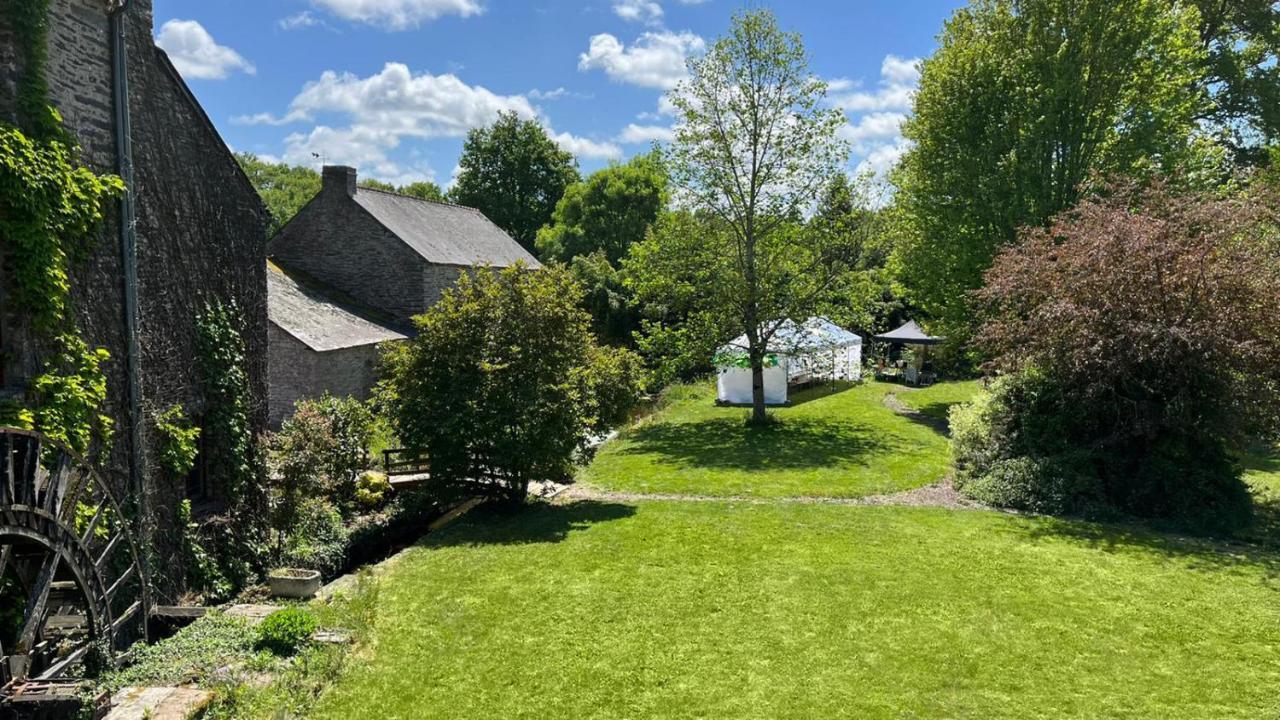 Moulin Menhirs & Zone Naturelle Protegee Saint-Just  Exterior photo